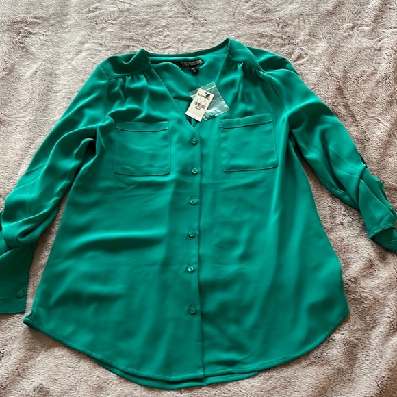 Express portofino top. Green. Size XS. NWT. - Picture 3 of 4